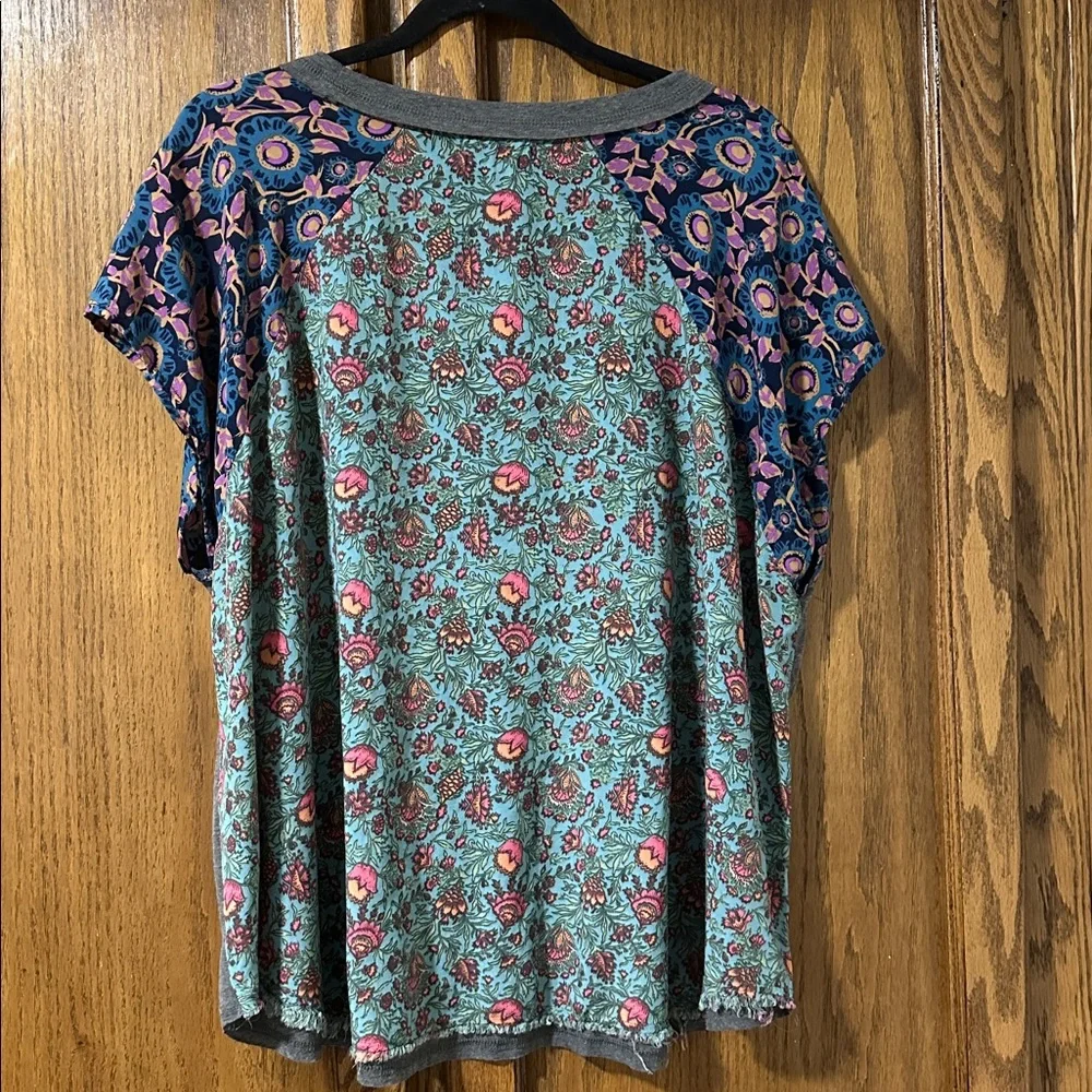NATURAL LIFE Teal Floral Cap-Sleeve Blouse with Pink & Purple Accents - Picture 5 of 10
